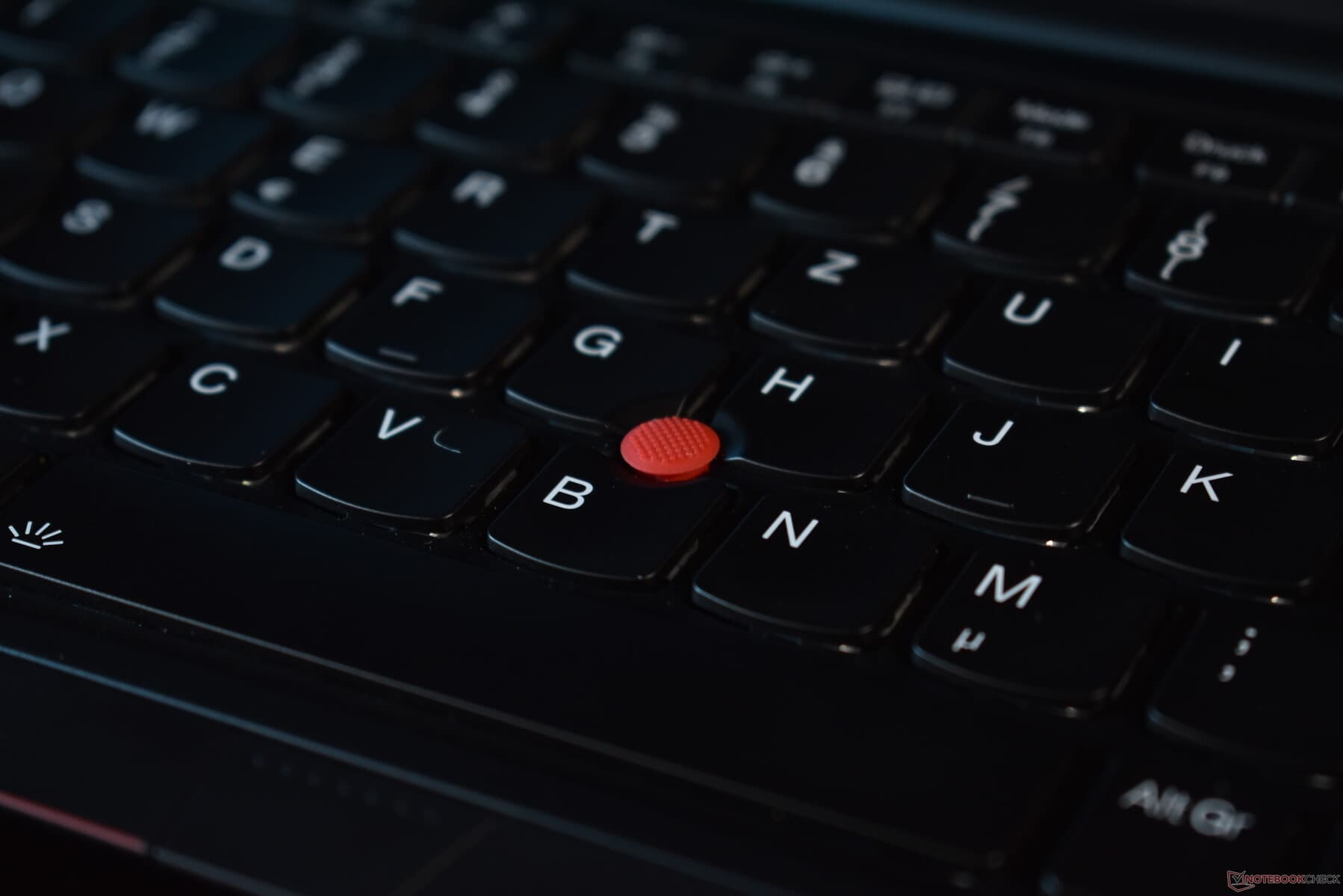 ThinkPad T14s Gen 5 cho doanh nghiệp: 6 điểm cần biết trước khi mua số lượng lớn